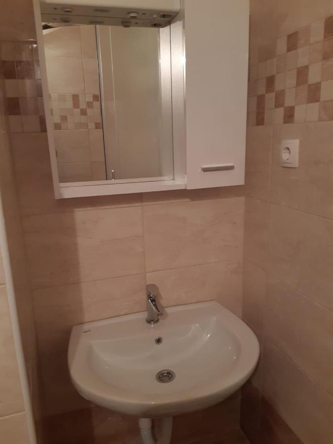 Apartmani I Sobe Grga Starigrad Paklenica Eksteriør billede
