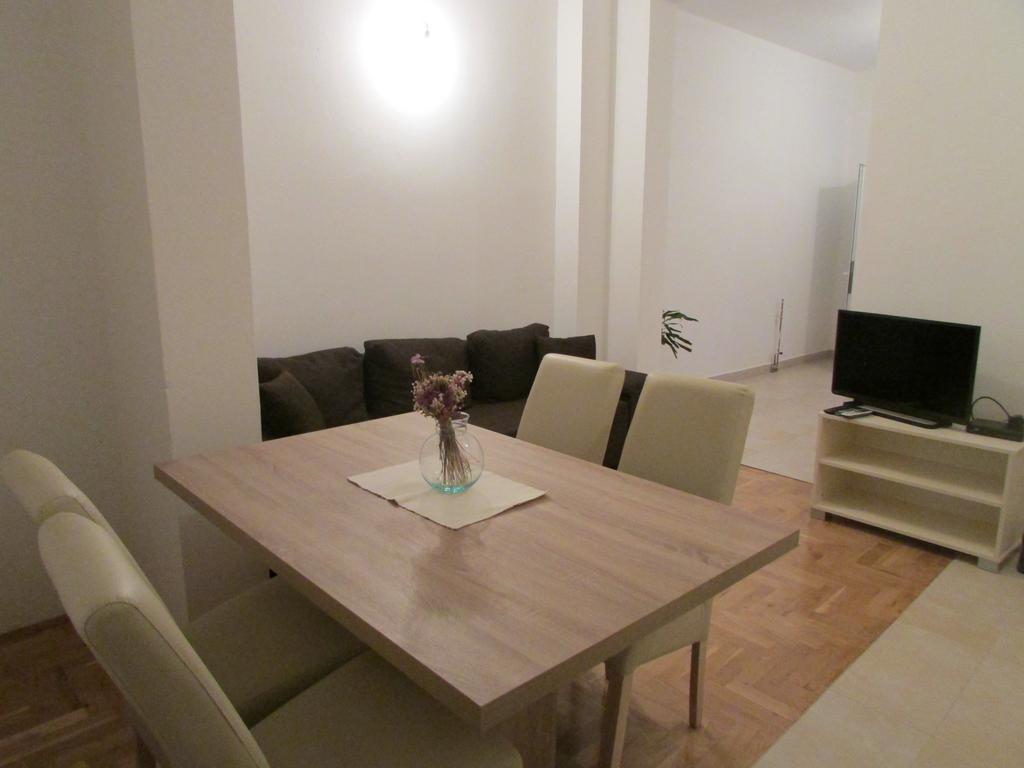 Apartmani I Sobe Grga Starigrad Paklenica Værelse billede