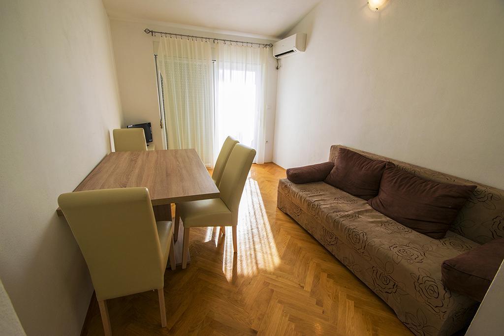 Apartmani I Sobe Grga Starigrad Paklenica Eksteriør billede